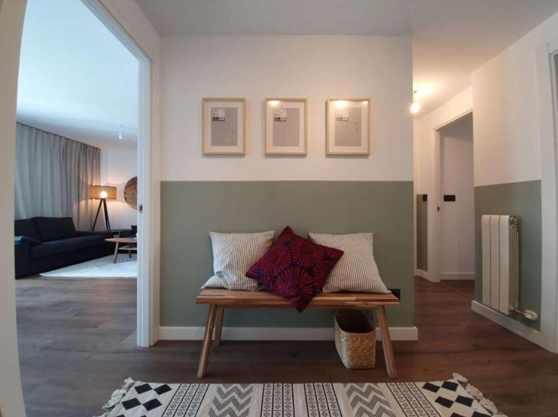 Apartamento Posets Leilighet Jaca Eksteriør bilde
